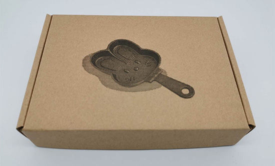 瓦楞飛機盒(hé)尺寸定製 快遞飛機盒批發紙(zhǐ)箱廠 瓦楞飛(fēi)機盒尺(chǐ)寸定製 快(kuài)遞飛機盒批發(fā)紙箱廠